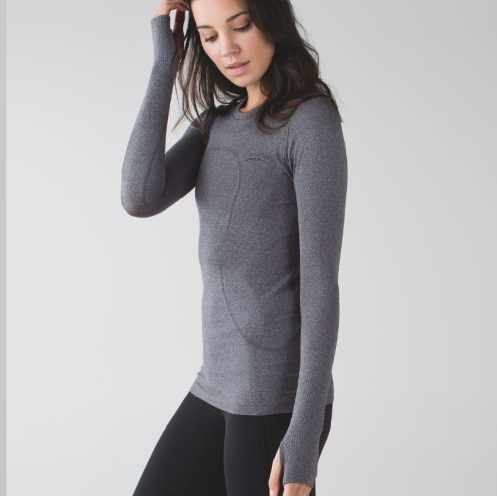 Lululemon Swiftly Tech size 6 Long Sleeve top in grey running gym workout top